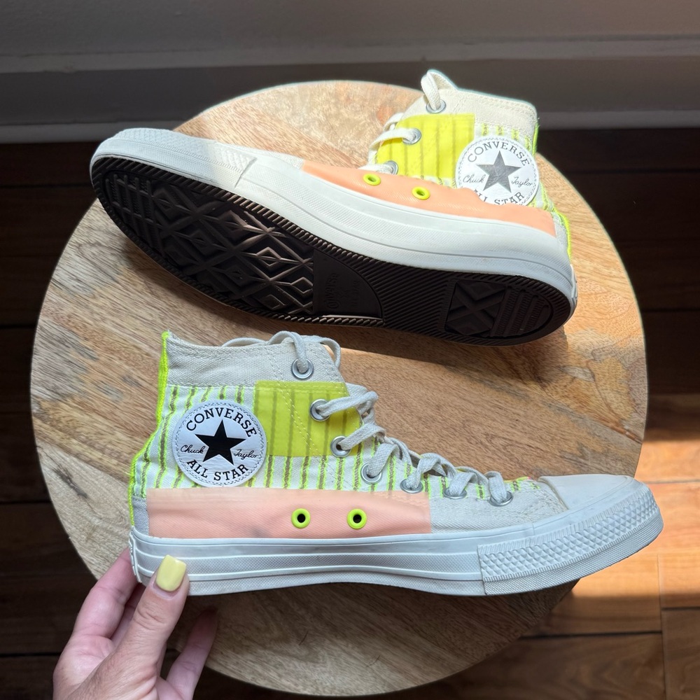 Converse Limited Edition Neon Ivory Multi Color Print Sneakers Sz: 6